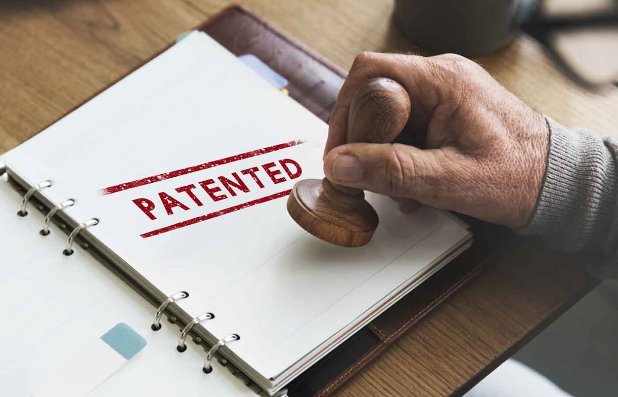 LEGAL DRAFTING & CONTRACT REVIEW